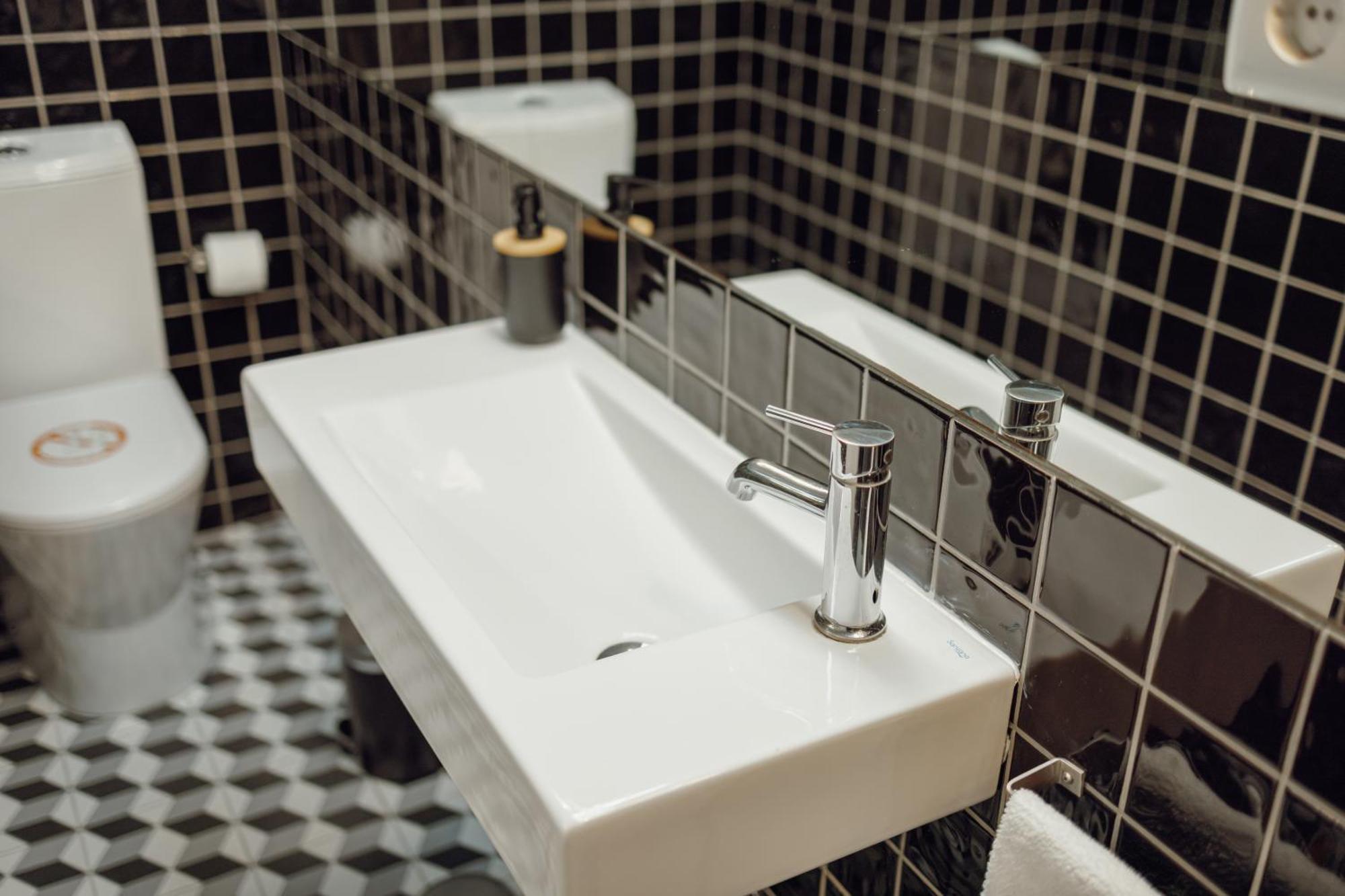 Oporto Guest Luxus Garden Apartment Ngoại thất bức ảnh
